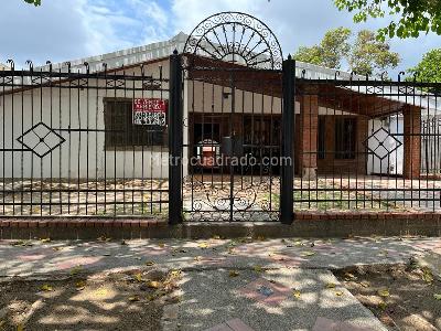 Casa de 3 alcobas en venta en Granadillo, Barranquilla, 460 m² · foto 2 de 8
