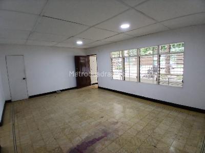 Casa de 3 alcobas en venta en La Concepcion, Barranquilla, 400 m² · foto 3 de 20