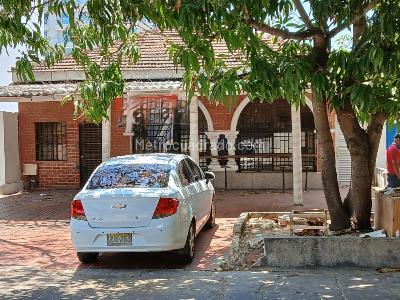 Casa de 5 alcobas en venta en America, Barranquilla, 378 m² · foto 3 de 11