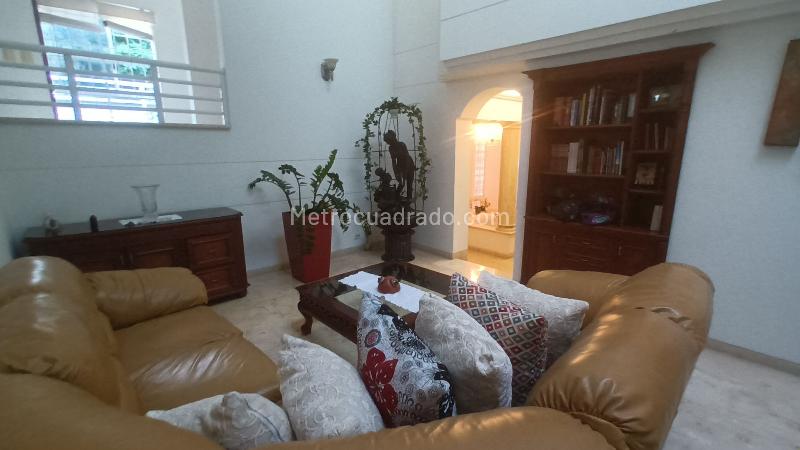 Casa – Cali, El Ingenio, Comuna 17 - Más