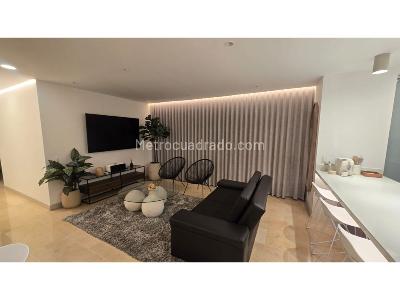 Apartamento en arriendo en Poblado, Medellín · foto 2 de 20