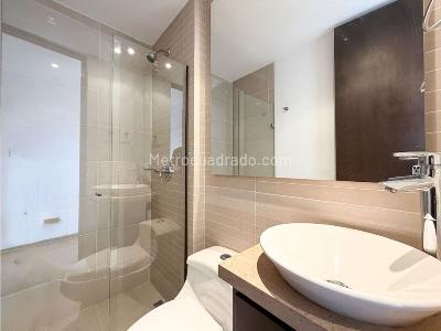 Apartamento en arriendo en El Poblado, Medellín · foto 11 de 20