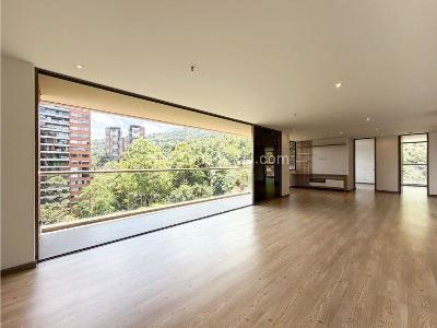 Apartamento en Arriendo, Poblado, Medellín