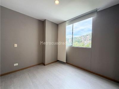Apartamento de 2 alcobas en arriendo en El Poblado, Medellín, 100 m² · foto 10 de 20