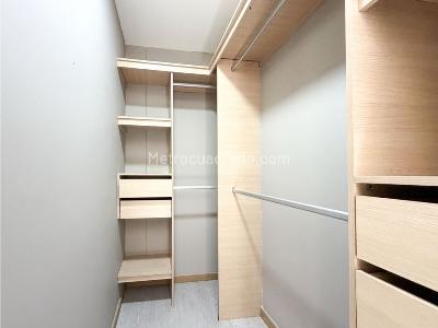 Apartamento de 2 alcobas en arriendo en El Poblado, Medellín, 100 m² · foto 14 de 20