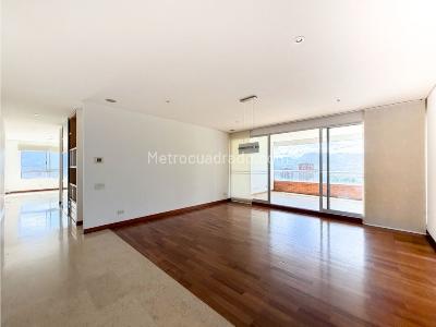 Apartamento de 4 alcobas en arriendo en El Poblado, Medellín, 253 m² · foto 3 de 20