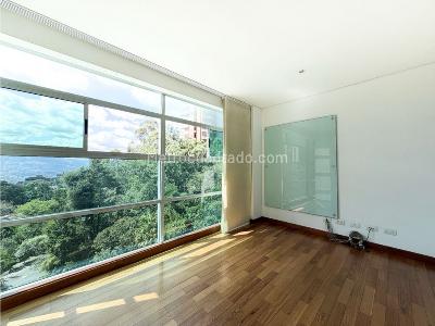 Apartamento de 4 alcobas en arriendo en El Poblado, Medellín, 253 m² · foto 4 de 20