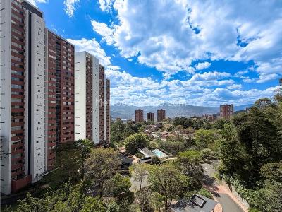 Apartamento de 4 alcobas en arriendo en El Poblado, Medellín, 253 m² · foto 9 de 20