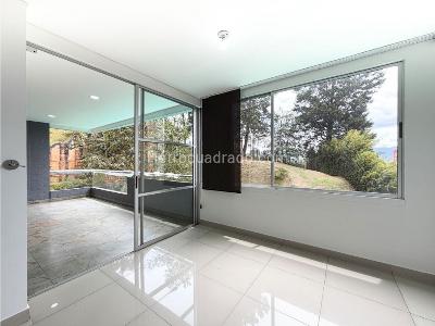 Apartamento en arriendo en Poblado, Medellín · foto 4 de 20