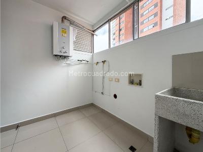 Apartamento en arriendo en Poblado, Medellín · foto 20 de 20