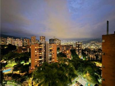 Apartamento en arriendo en Poblado, Medellín · foto 7 de 19