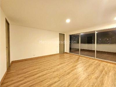 Apartamento en arriendo en Poblado, Medellín · foto 14 de 19
