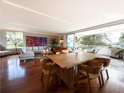 Apartamento en venta en El Poblado, Medellín · foto 2 de 20