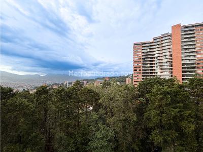 Apartamento de 2 alcobas en venta en El Tesoro, Medellín, 109 m² · foto 6 de 20