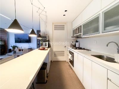 Apartamento de 2 alcobas en venta en El Tesoro, Medellín, 109 m² · foto 9 de 20