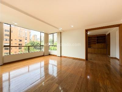 Apartamento de 4 alcobas en venta en El Poblado, Medellín, 220 m² · foto 9 de 20