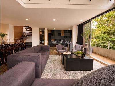 Apartamento de 2 alcobas en venta en El Poblado, Medellín, 134 m² · foto 8 de 10