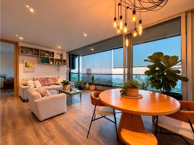 Apartaestudio en venta en El Poblado, Medellín, 69 m² · foto 2 de 11