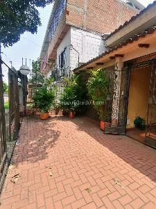 Casa de 3 alcobas en venta en Urbanizacion La Merced, Cali, 294 m² · foto 2 de 20