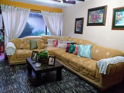 Casa de 3 alcobas en venta en Urbanizacion La Merced, Cali, 294 m² · foto 8 de 20