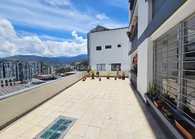 Apartamento de 3 alcobas en venta en Cable, Manizales, 149 m² · foto 9 de 18