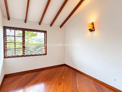 Casa en venta en Cerros De Alhambra, Manizales · foto 4 de 13
