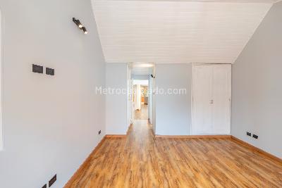 Casa de 4 alcobas en venta en Santa Paula, Bogotá, 285 m² · foto 13 de 20