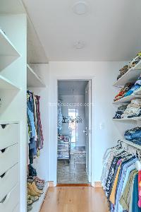 Apartamento de 3 alcobas en venta en Los Rosales, Bogotá, 250 m² · foto 18 de 20