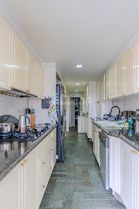 Apartamento de 3 alcobas en venta en Los Rosales, Bogotá, 250 m² · foto 20 de 20