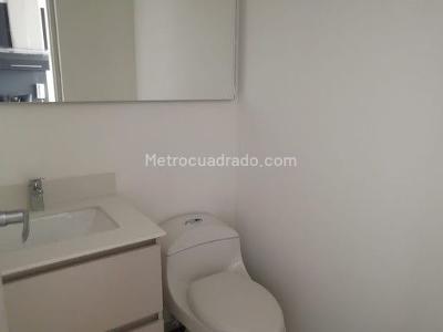 Apartaestudio en arriendo en El Castillo, Medellín, 65 m² · foto 13 de 16