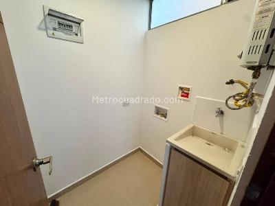Apartaestudio en arriendo en Los Balsos N, Medellín, 68 m² · foto 13 de 13