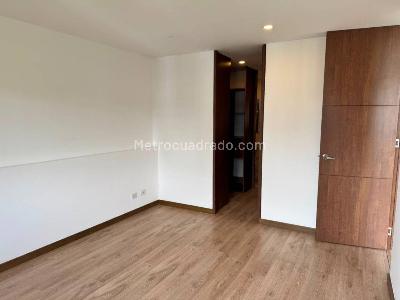 Apartaestudio en arriendo en Los Balsos N, Medellín, 68 m² · foto 6 de 13