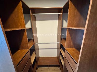 Apartaestudio en arriendo en Los Balsos N, Medellín, 68 m² · foto 7 de 13