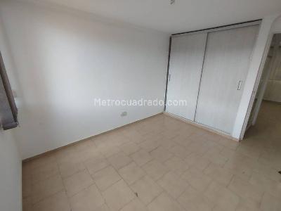 Apartamento de 3 alcobas en arriendo en Unidad Residencial Jorge Robledo, Medellín, 90 m² · foto 10 de 16