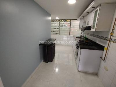 Apartamento de 3 alcobas en arriendo en Unidad Residencial Jorge Robledo, Medellín, 90 m² · foto 3 de 16