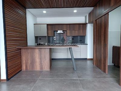 Apartamento de 2 alcobas en arriendo en Asomadera 1, Medellín, 98 m² · foto 4 de 18