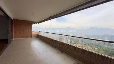 Apartamento de 3 alcobas en arriendo en Villa Turbay, Medellín, 236 m² · foto 1 de 20
