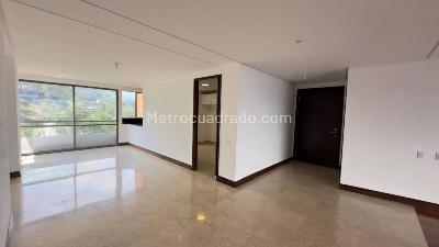 Apartamento de 3 alcobas en arriendo en Villa Turbay, Medellín, 236 m² · foto 5 de 20