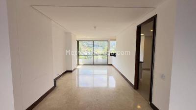 Apartamento de 3 alcobas en arriendo en Villa Turbay, Medellín, 236 m² · foto 6 de 20