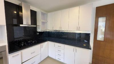 Apartamento de 3 alcobas en arriendo en Villa Turbay, Medellín, 236 m² · foto 10 de 20