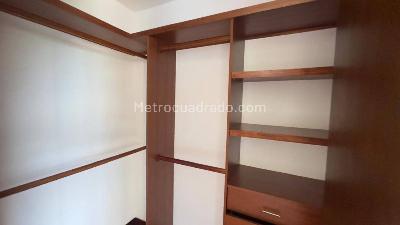Apartamento de 3 alcobas en arriendo en Villa Turbay, Medellín, 236 m² · foto 16 de 20