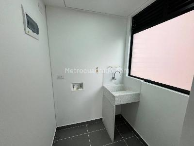 Apartamento en arriendo en Buenos Aires, Medellín · foto 14 de 14