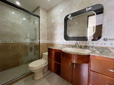 Apartamento de 3 alcobas en arriendo en Los Balsos Ii, Medellín, 140 m² · foto 14 de 20