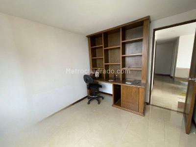 Apartamento de 3 alcobas en arriendo en Los Balsos Ii, Medellín, 140 m² · foto 20 de 20