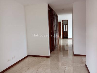 Apartamento en arriendo en El Tesoro, Medellín · foto 12 de 20