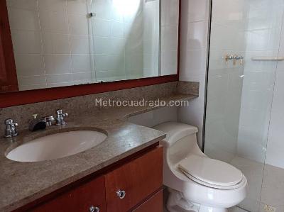 Apartamento en arriendo en El Tesoro, Medellín · foto 15 de 20