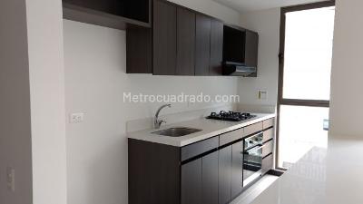 Apartamento de 2 alcobas en arriendo en Castropol, Medellín, 67 m² · foto 5 de 12