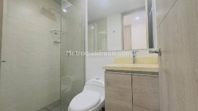 Apartamento de 3 alcobas en arriendo en Quebrada Clara, Envigado, 99 m² · foto 14 de 18
