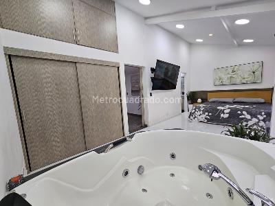 Casa de 3 alcobas en arriendo en Los Balsos N, Medellín, 260 m² · foto 12 de 20