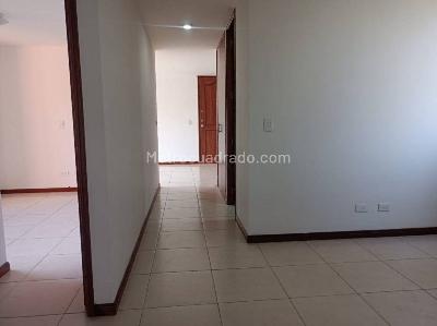 Apartamento de 3 alcobas en arriendo en Los Balsos Ii, Medellín, 120 m² · foto 3 de 20